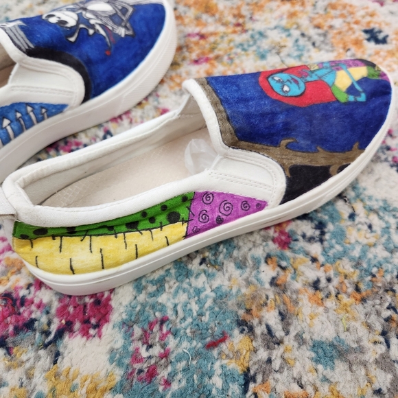 Sketchers Memory Foam Slip On Sneakers with Nightmare Before Christmas Size 8.5 - Picture 6 of 9